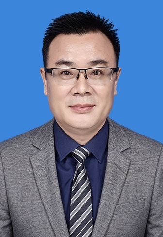 卢岗